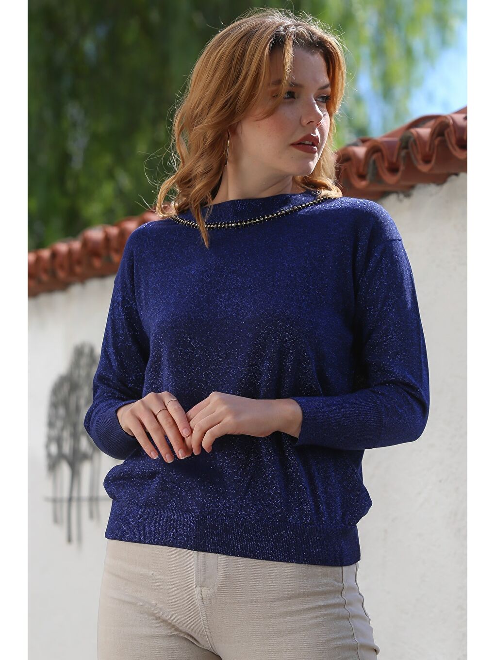 Lacivert Yuvarlak Yaka Uzun Kol İnce Taşlı Simli Triko Kazak 65 62-2