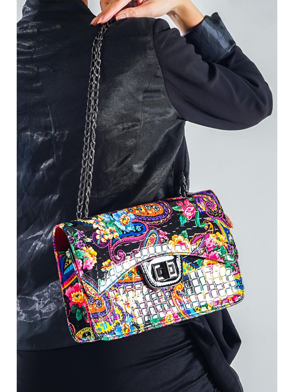 Siyah Parma Kadın Omuz Çantası-3