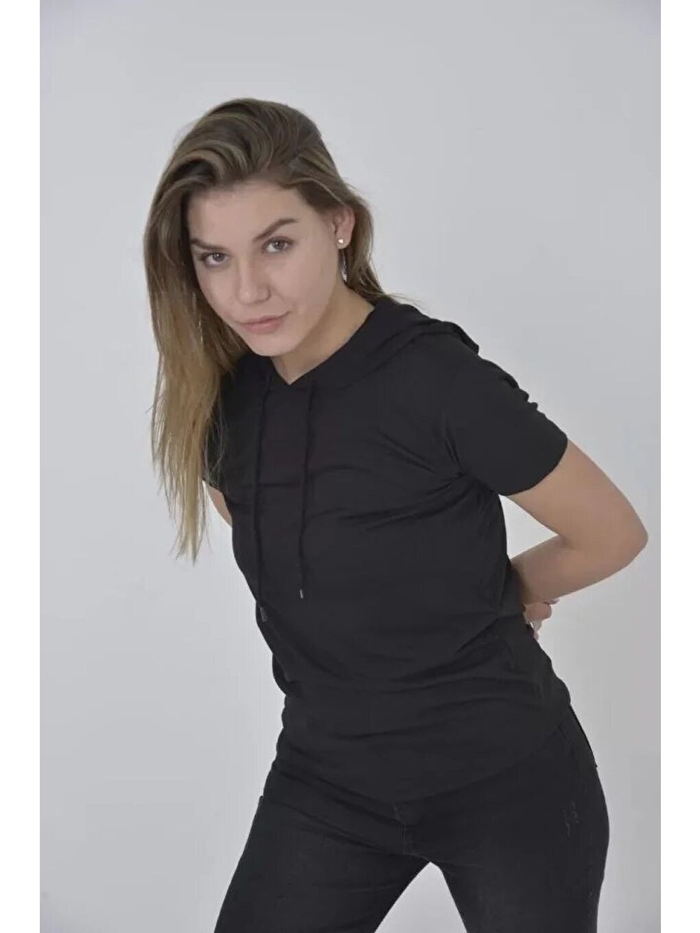 Kapüşonlu Slim Fit T-shirt - Siyah