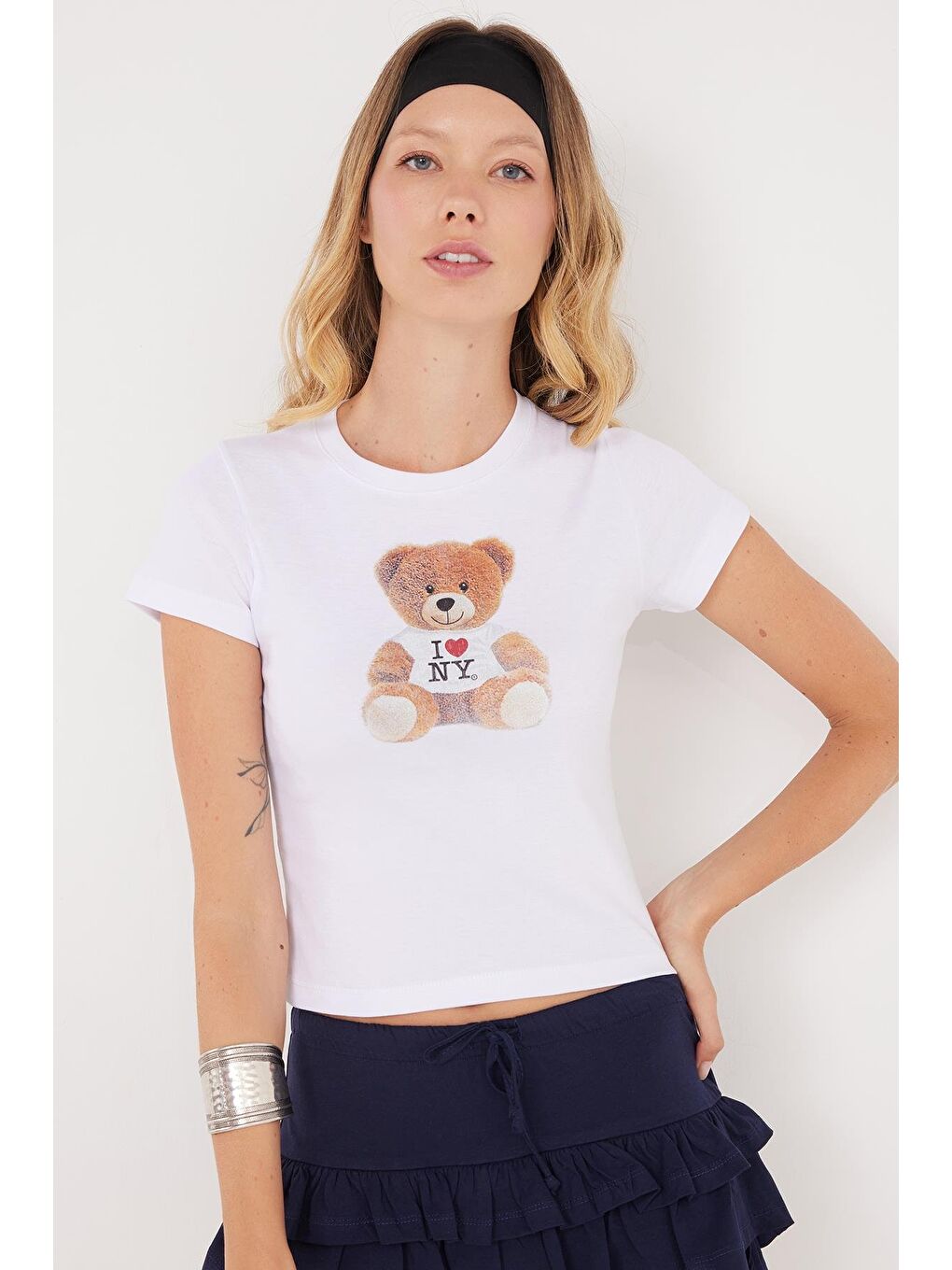 Kadın Slim Fit Dar Kesim Kısa Kollu Bisiklet Yaka Baskılı Beyaz Tişört