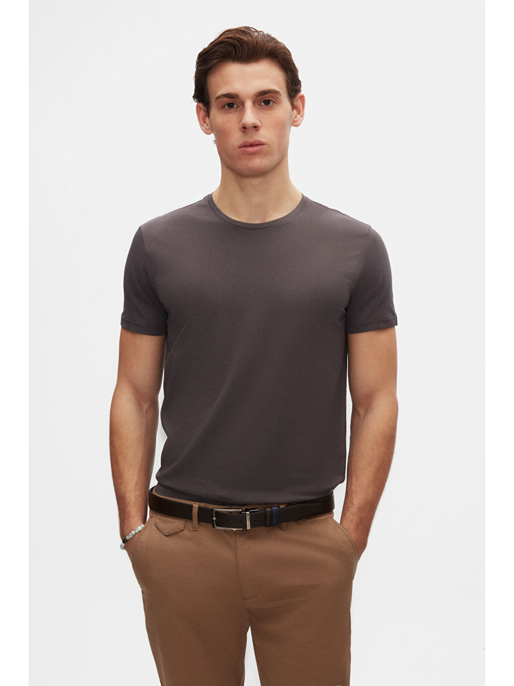 Slim Fit Antrasit Bisiklet Yaka %100 Pamuklu Nefes Alabilen Tişört