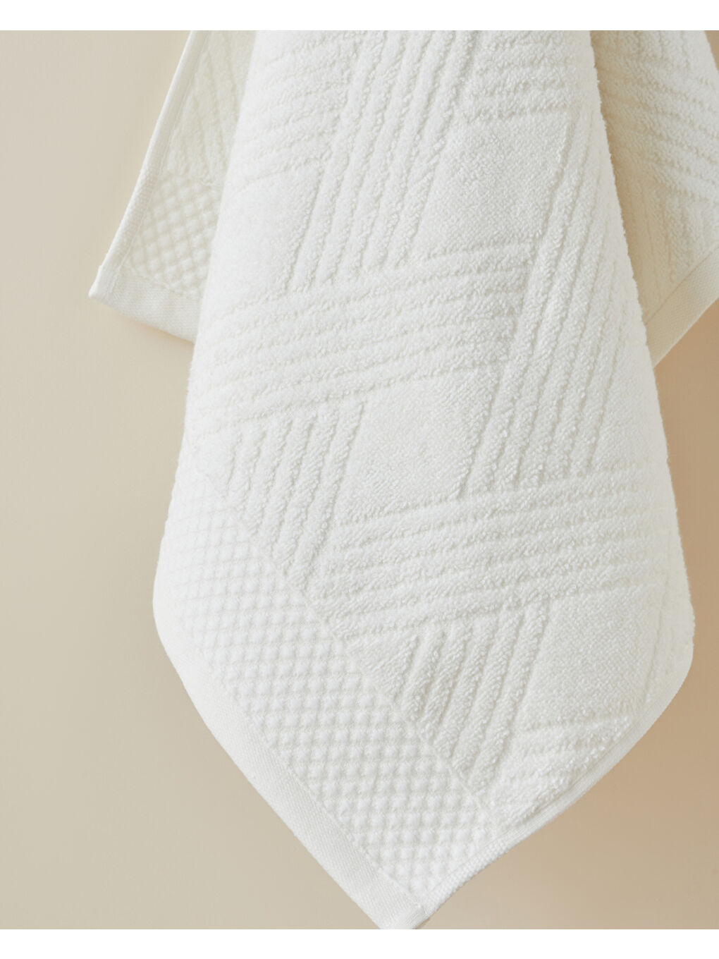 Ekru Chic Diamond Pamuk Yüz Havlusu 50x80 cm Fildişi-1