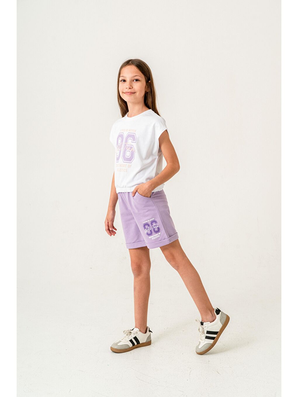 Beyaz 96 Girls Team Department Of Athletics Baskılı  Kız Çocuk Şort - Tişört Takımı-2