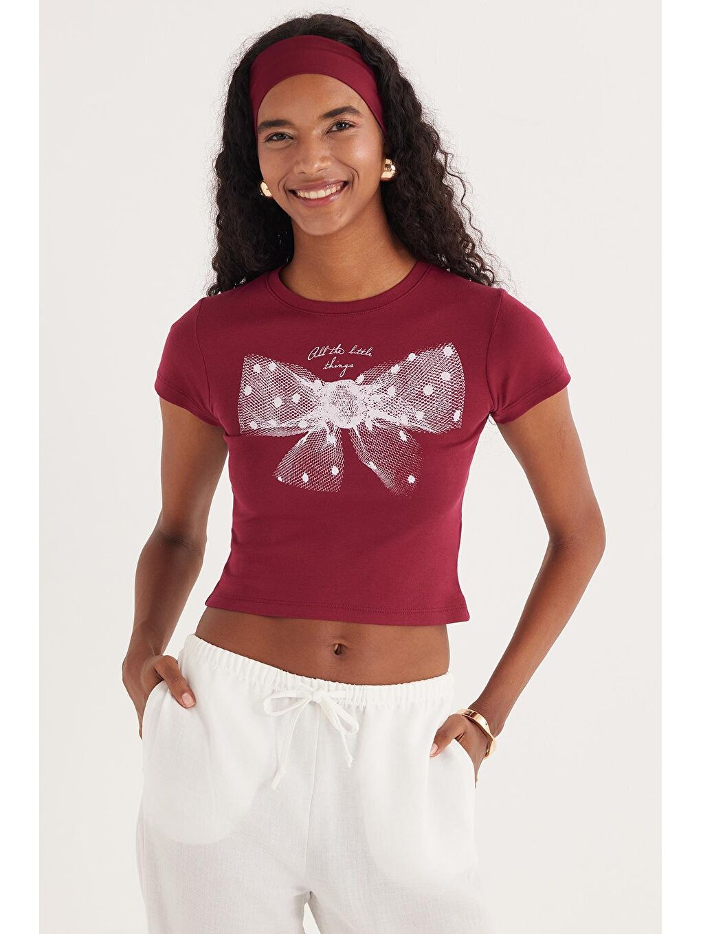 Kadın Slim Fit Dar Kesim %100 Pamuk Kısa Kollu Bisiklet Yaka Baskılı Bordo Tişört-3