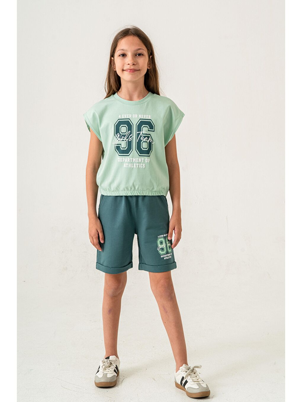 Yeşil 96 Girls Team Department Of Athletics Baskılı  Kız Çocuk Şort - Tişört Takımı-1