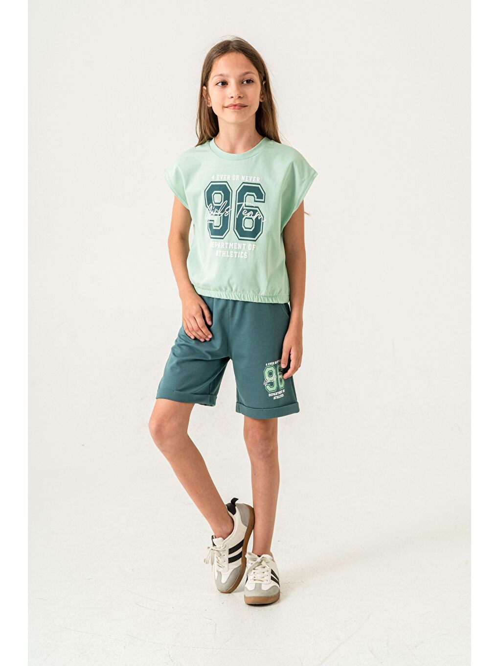 Yeşil 96 Girls Team Department Of Athletics Baskılı  Kız Çocuk Şort - Tişört Takımı-2