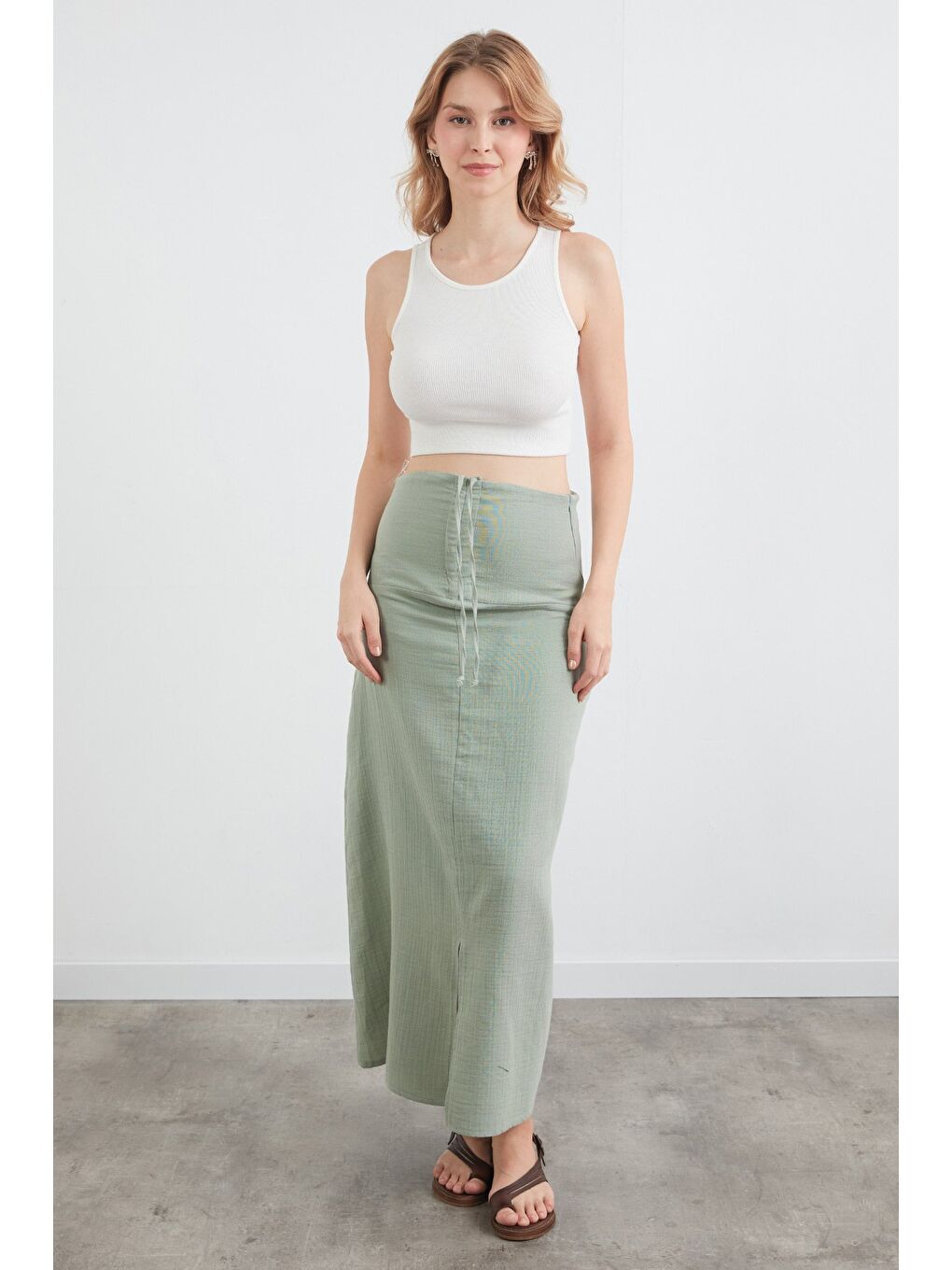 Turkuaz Önü Büzgülü Yırtmaçlı Fermuarlı Etek-2