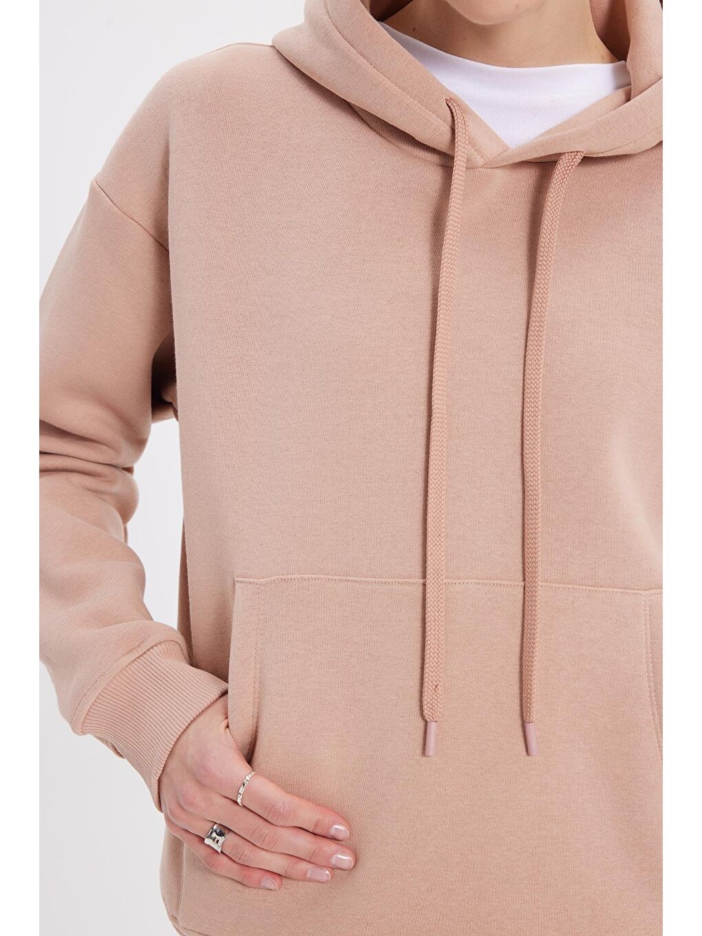 Bej Kadın Oversize Geniş Kesim Pamuklu Yumuşak Dokulu İçi Polarlı Basic Vizon Kapüşonlu Sweatshirt-3