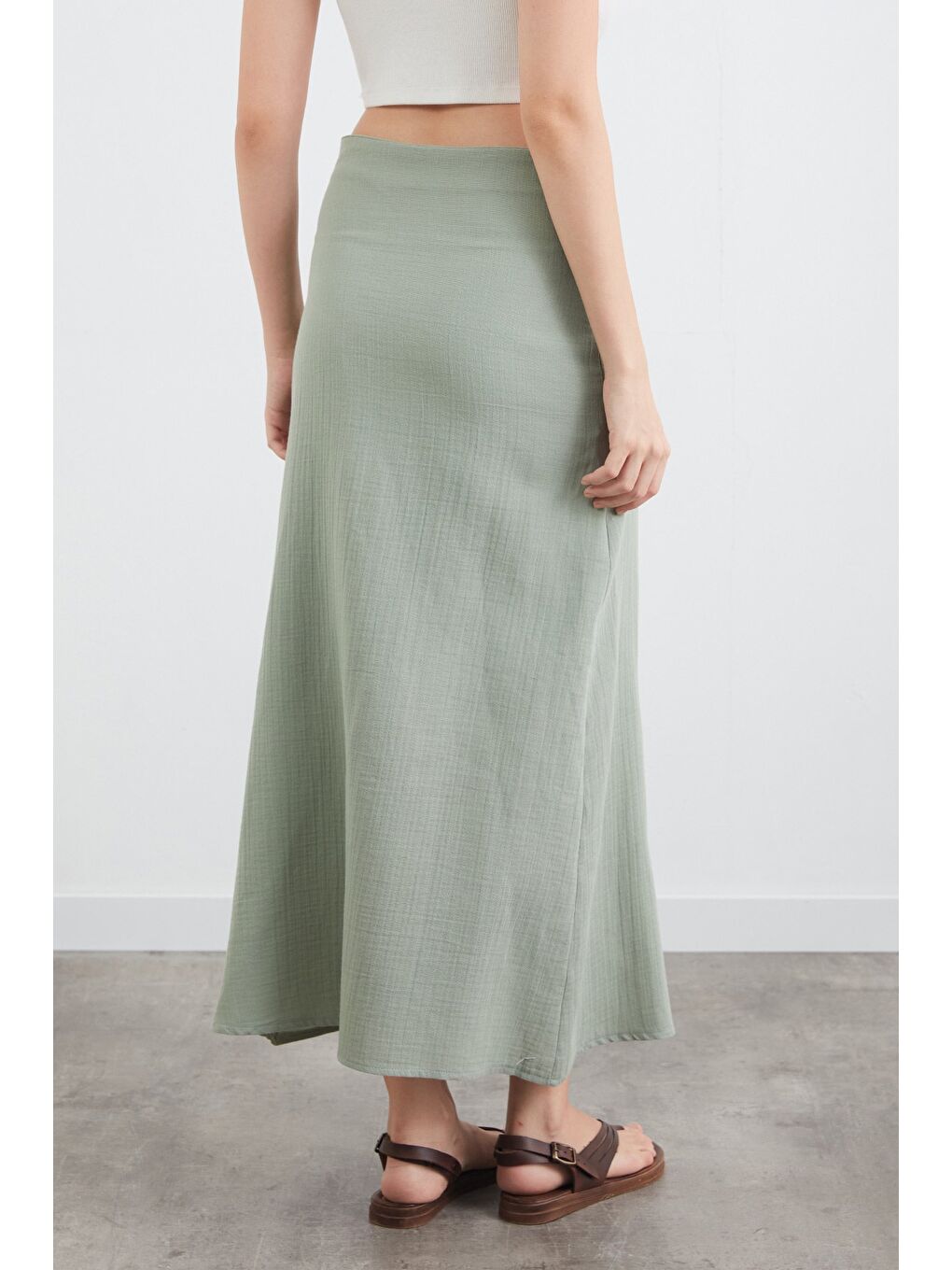 Turkuaz Önü Büzgülü Yırtmaçlı Fermuarlı Etek-3