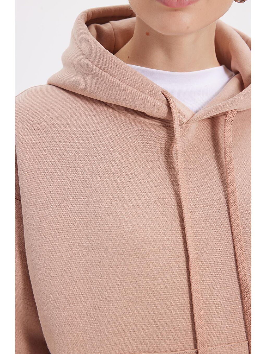 Bej Kadın Oversize Geniş Kesim Pamuklu Yumuşak Dokulu İçi Polarlı Basic Vizon Kapüşonlu Sweatshirt-6