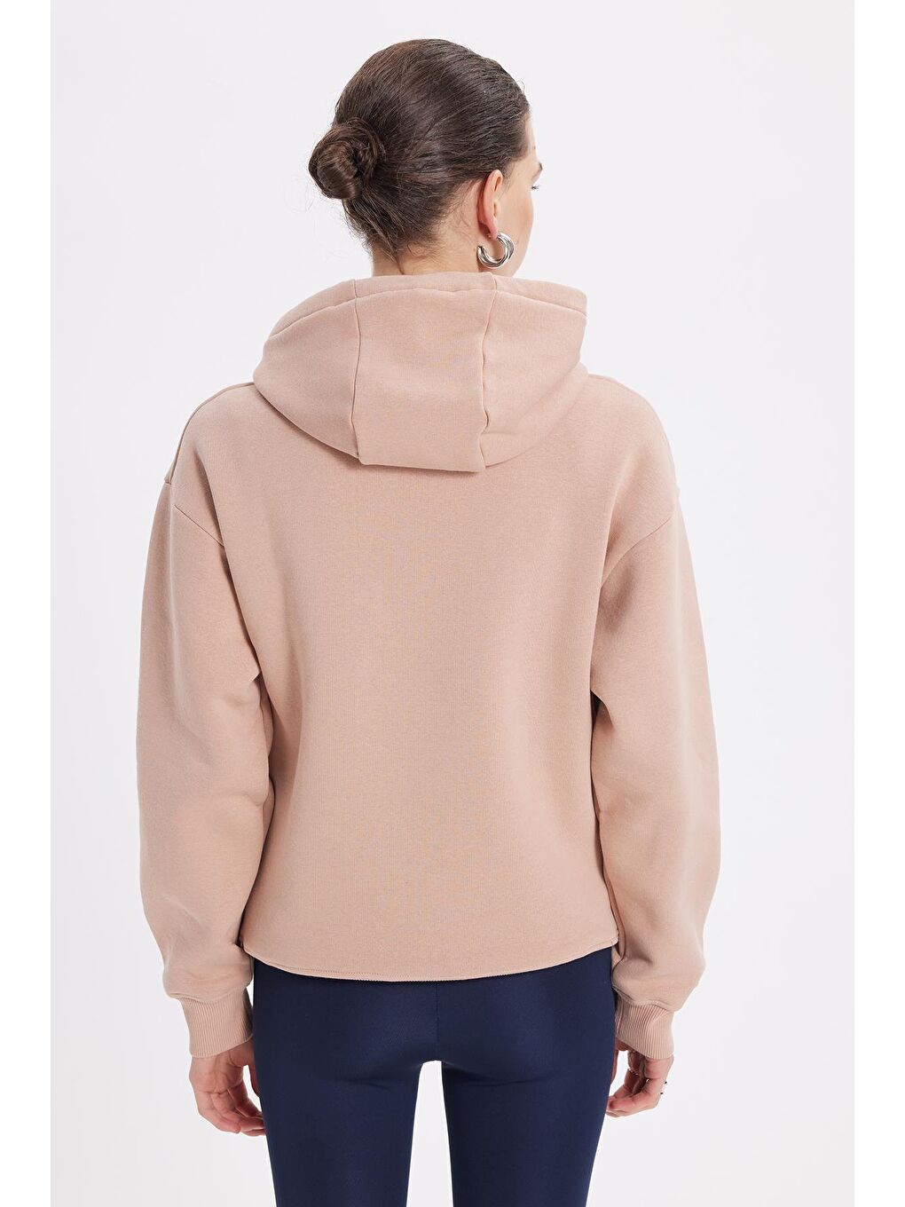 Bej Kadın Oversize Geniş Kesim Pamuklu Yumuşak Dokulu İçi Polarlı Basic Vizon Kapüşonlu Sweatshirt-7