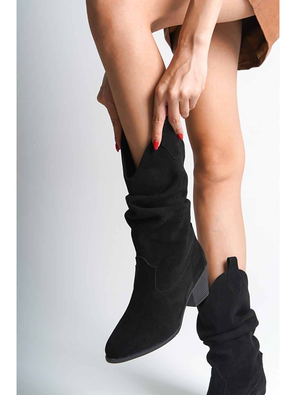 Siyah Süet Çekmeli Kadın Kovboy Bot-3