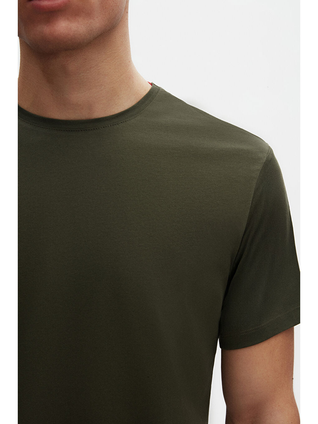 Slim Fit Haki Bisiklet Yaka %100 Pamuklu Nefes Alabilen Tişört-5