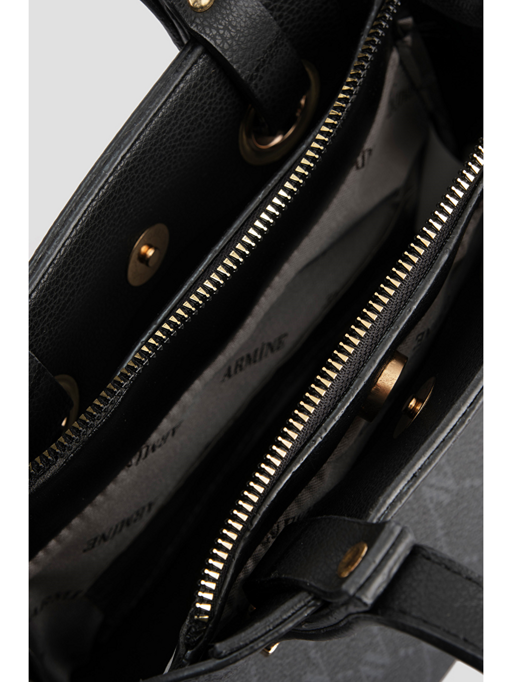 Noktalı Çanta Siyah-3