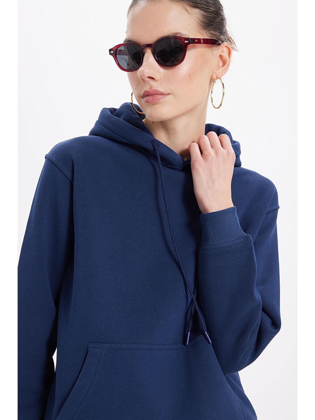 Kadın Relax Fit Rahat Kesim Pamuklu Kapüşonlu Kanguru Cepli Lacivert Sweatshirt-1