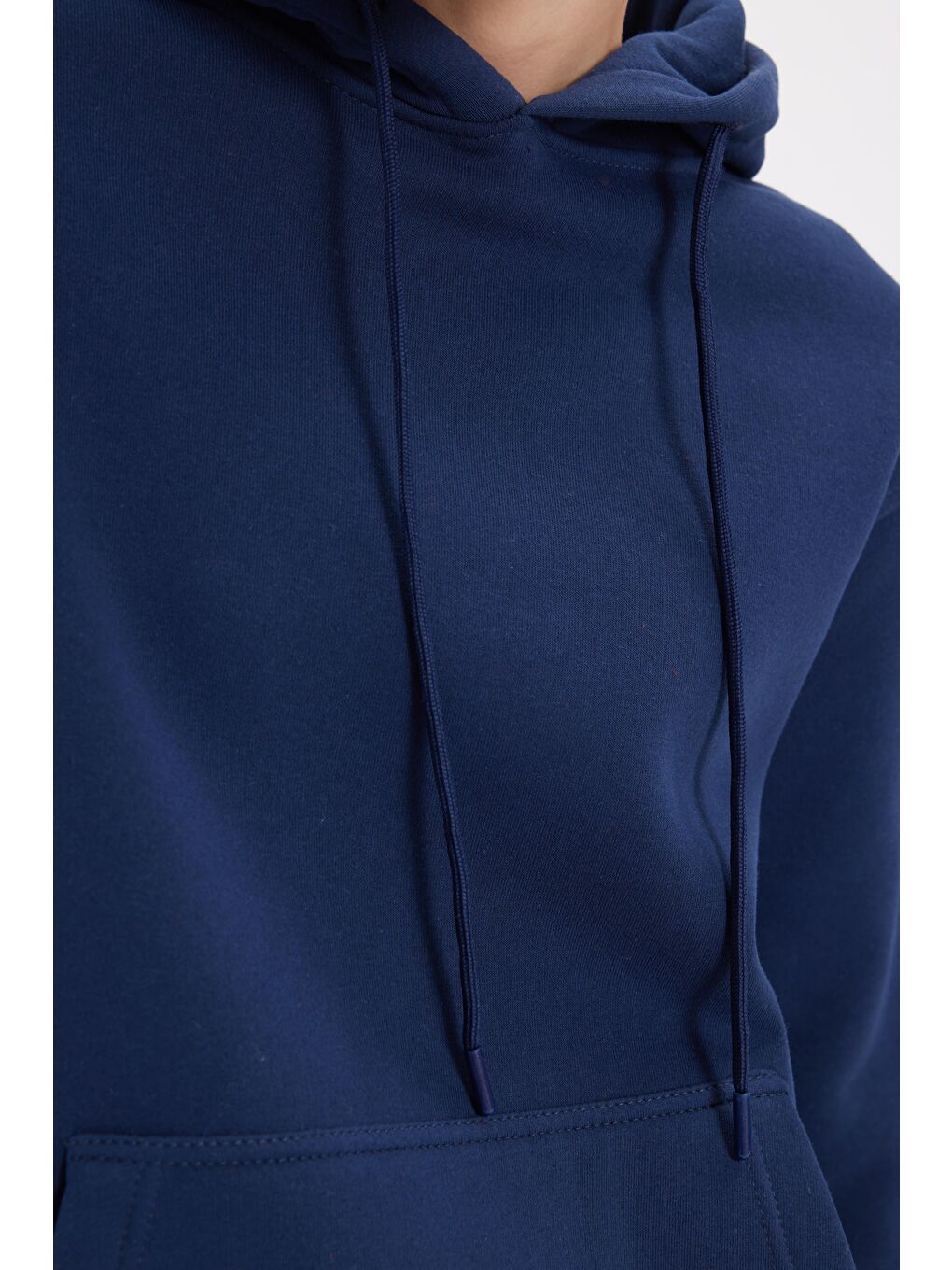 Kadın Relax Fit Rahat Kesim Pamuklu Kapüşonlu Kanguru Cepli Lacivert Sweatshirt-2