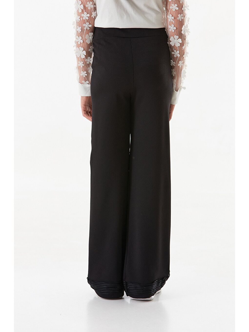 Siyah Fitilli Paçası Taşlı Flare Kız Çocuk Pantolon-3