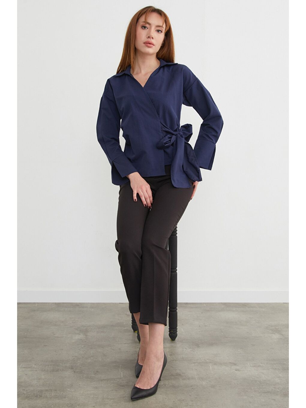 Lacivert Basic Kruvaze Bağlamalı Gömlek-1
