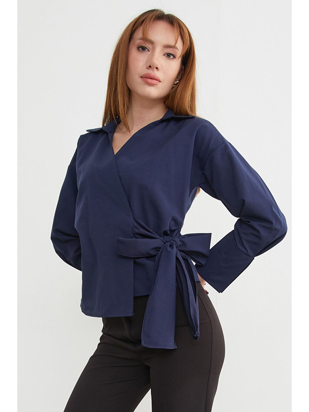Lacivert Basic Kruvaze Bağlamalı Gömlek-4