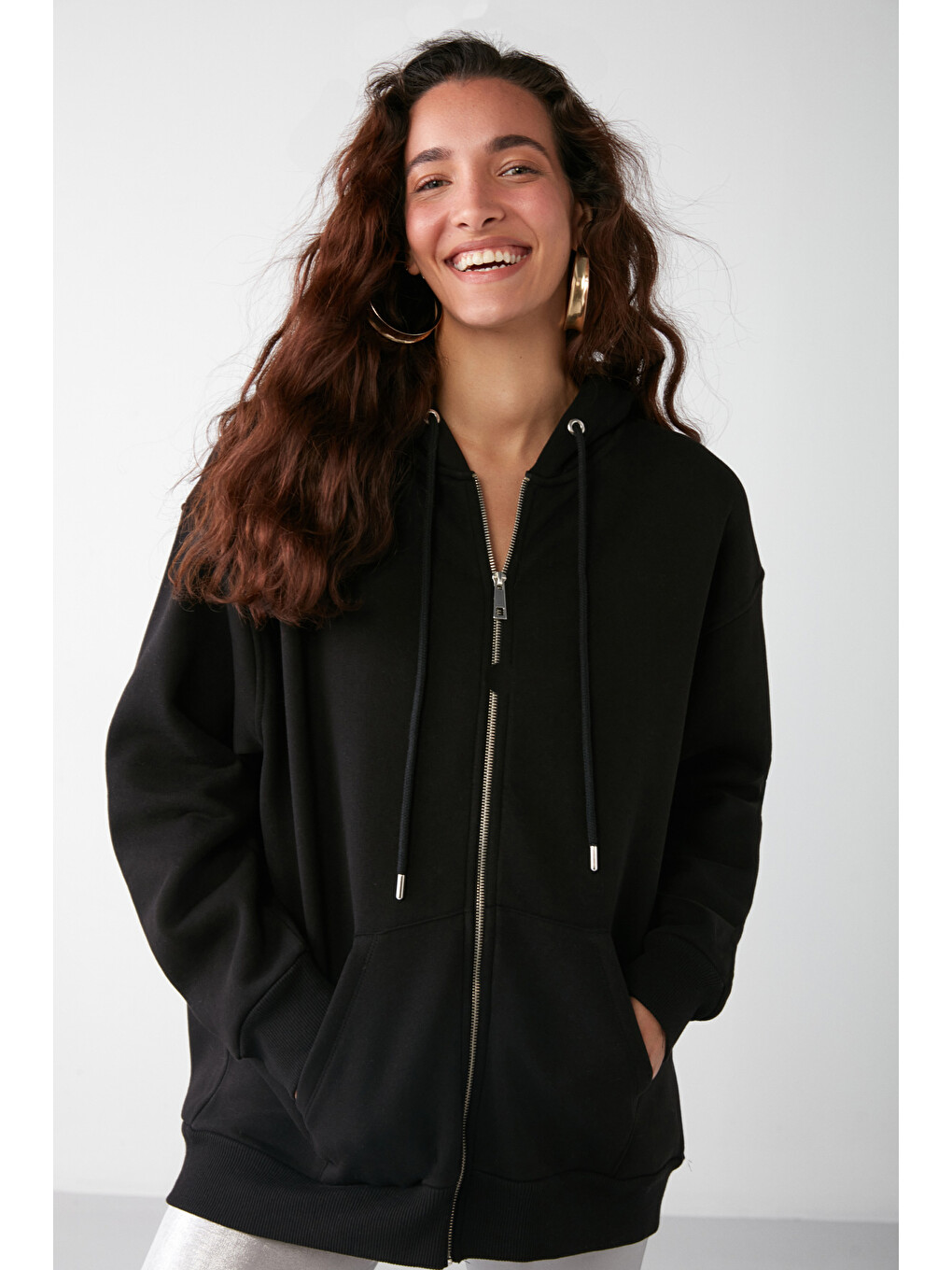 Alena Kadın Oversize Organik Pamuklu Metal Fermuarlı Kapüşonlu İçi Polarlı Siyah Sweatshirt-1