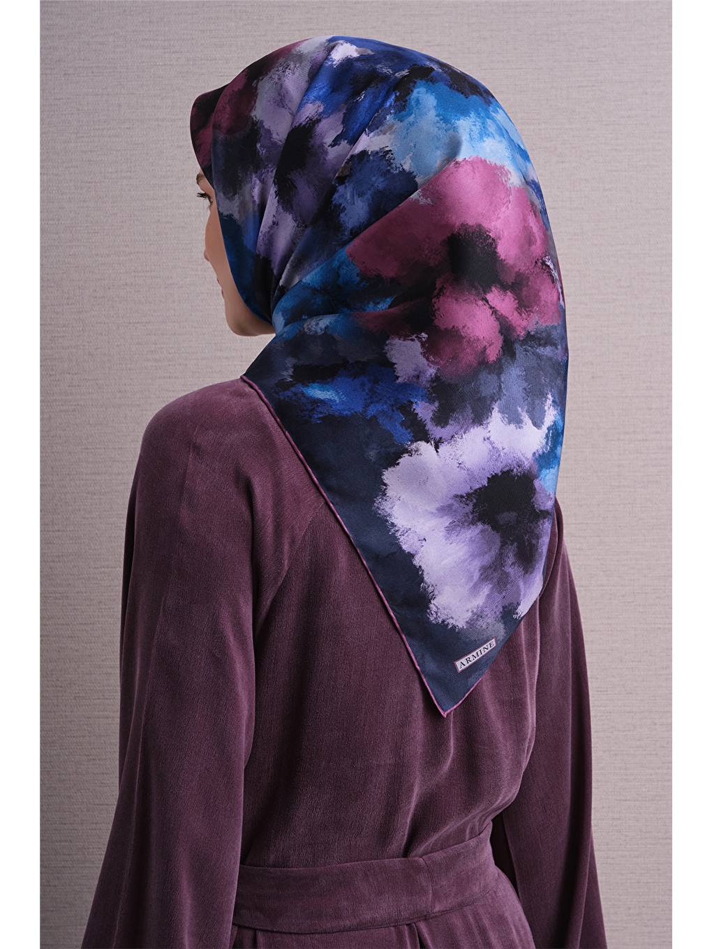 İndigo Saf İpek Twill Eşarp 9613d 82-3