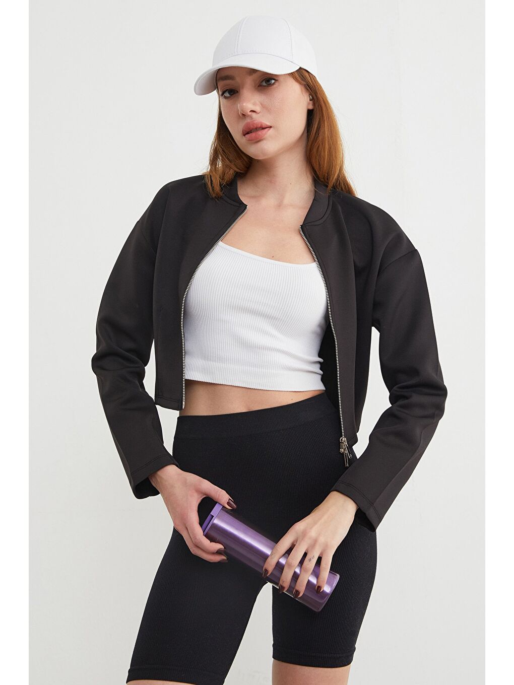 Siyah Fermuarlı Hakim Yaka Crop Spor Ceket-1