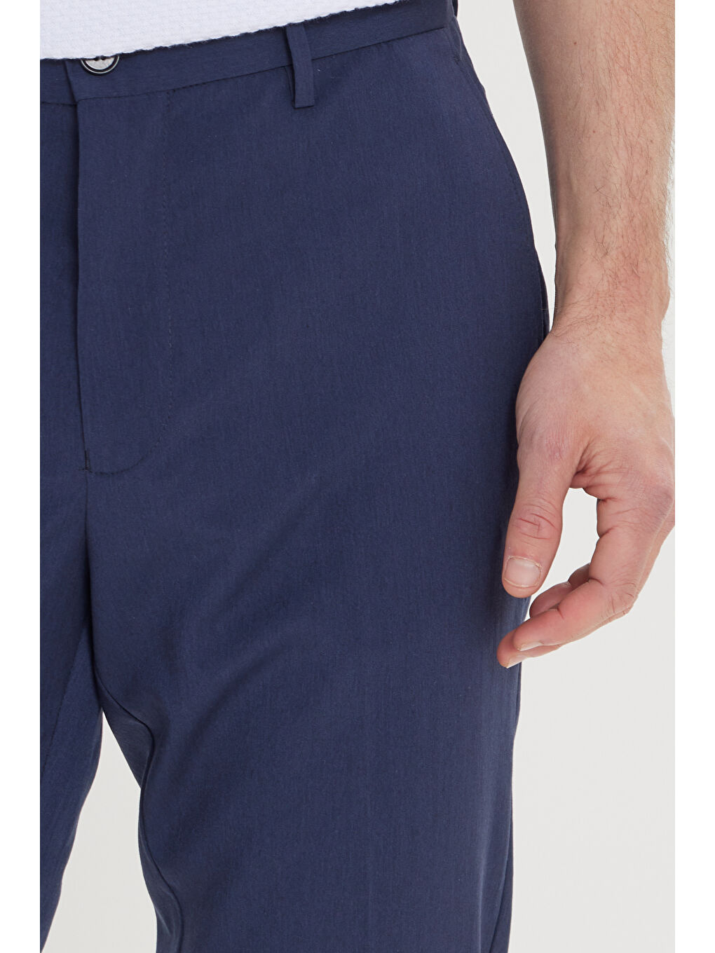 Erkek Lacivert Dar Kesim Beli Lastikli Yan Cep Rahat Pantolon-4