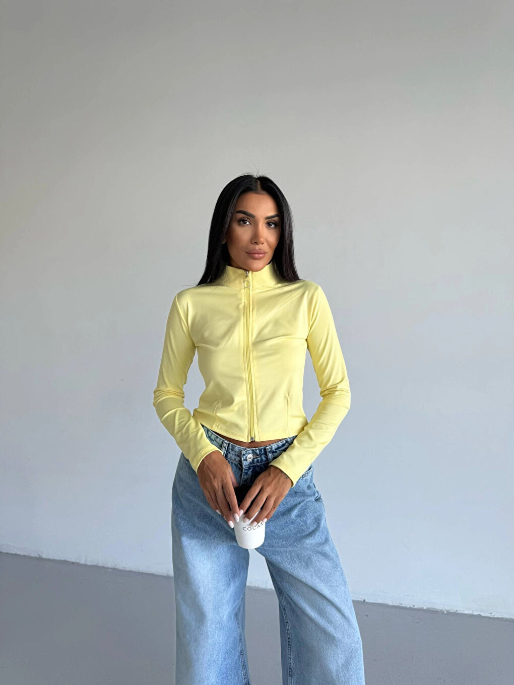 Kadın Sarı Dalgıç Kumaş Fermuar Kapamalı Parmak Geçirmeli Sweatshirt HZL25W-FRY123441-2