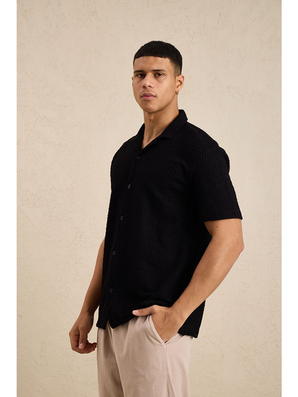 Erkek Teknik Kumaş Jakarlı Gömlek Siyah-4