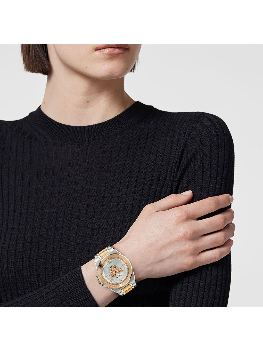 Gri VRSCVE8D00424 Kadın Kol Saati-4