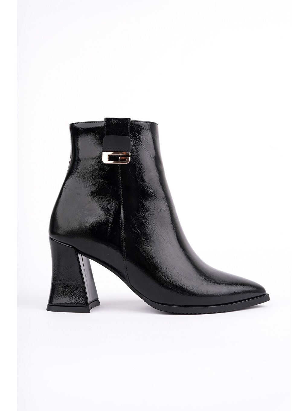 Siyah LUXERA Sivri Burun Toka Detaylı Fermuarlı Kalın Topuklu Kadın Bot