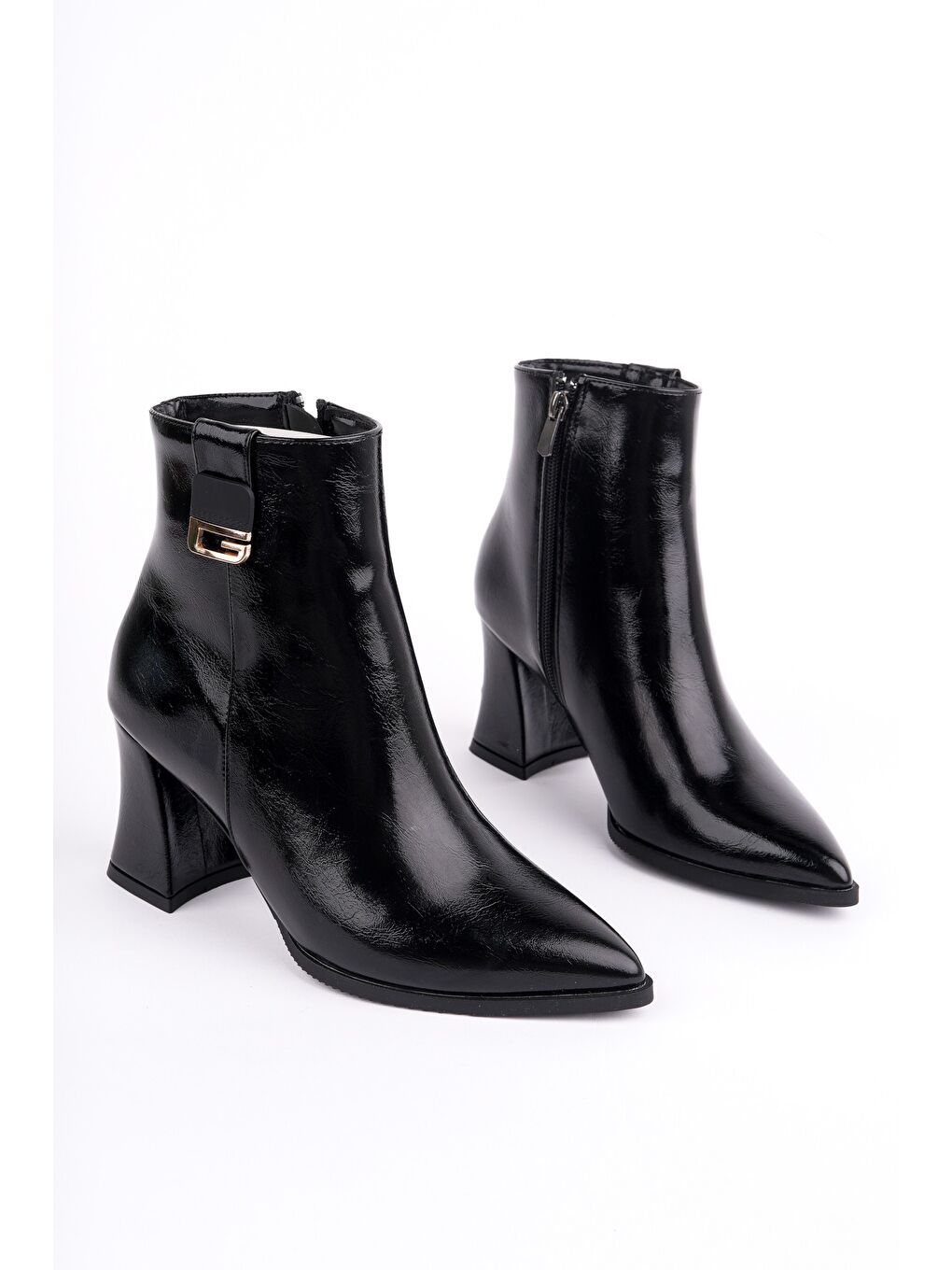 Siyah LUXERA Sivri Burun Toka Detaylı Fermuarlı Kalın Topuklu Kadın Bot-2