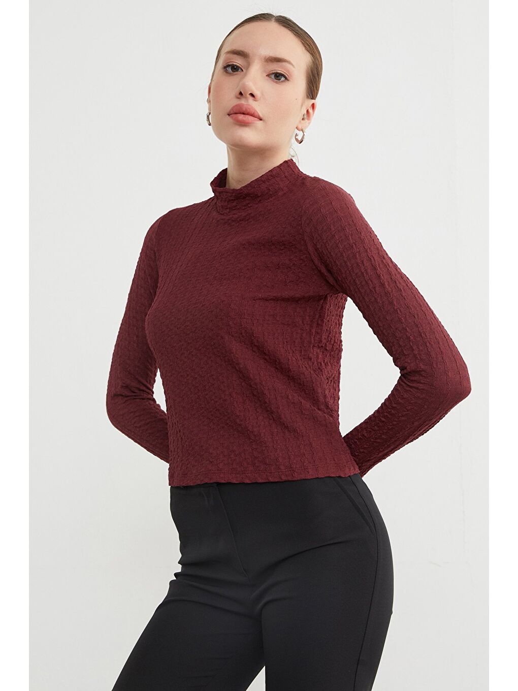 Bordo Dik Yaka Bürümcük Kumaş Bluz-2