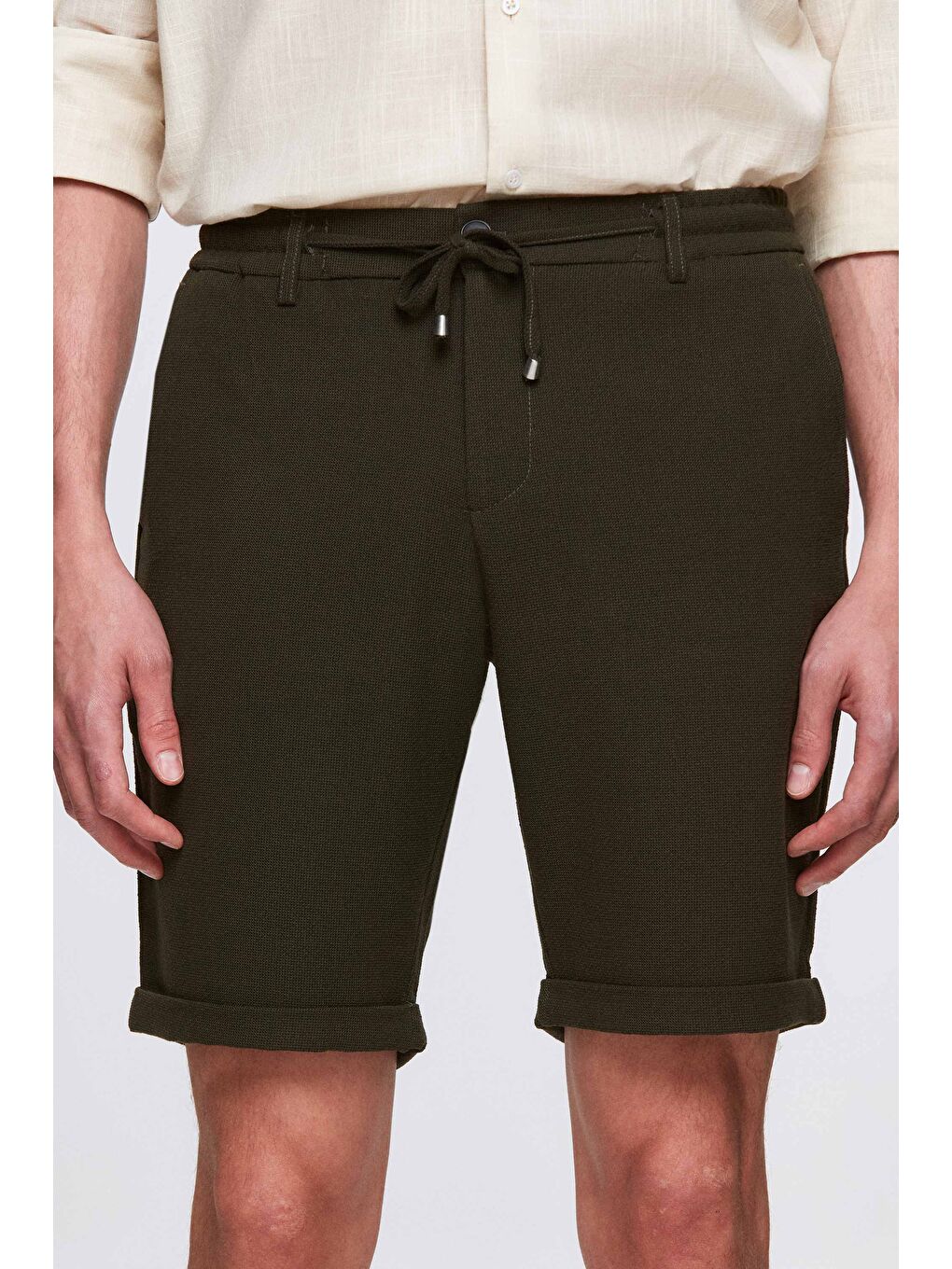 Haki Beli Lastikli Bağcık Detaylı Duble Paça Viskonlu Jogger Şort-1