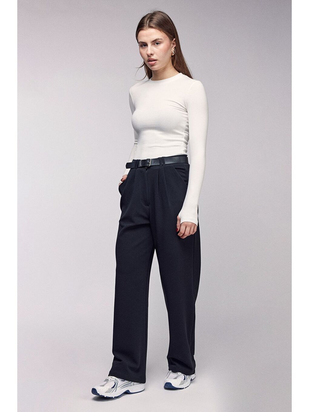 Siyah Kadın Yüksek Bel Elastanlı Palazzo Pantolon - Kemerli-1