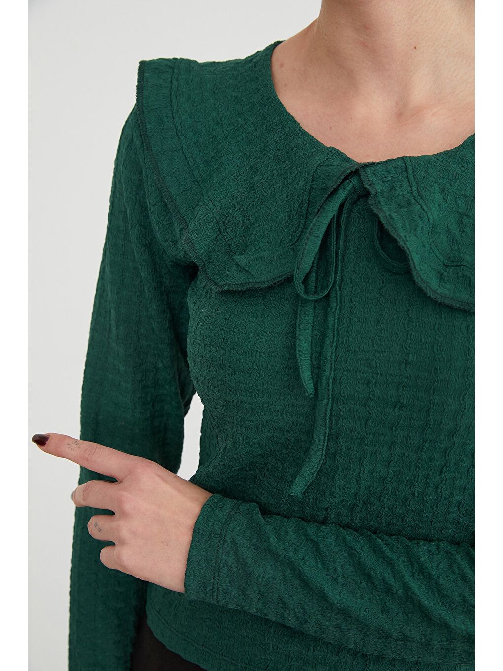 Yeşil Bebe Yaka Bürümcük Kumaş Bluz-3