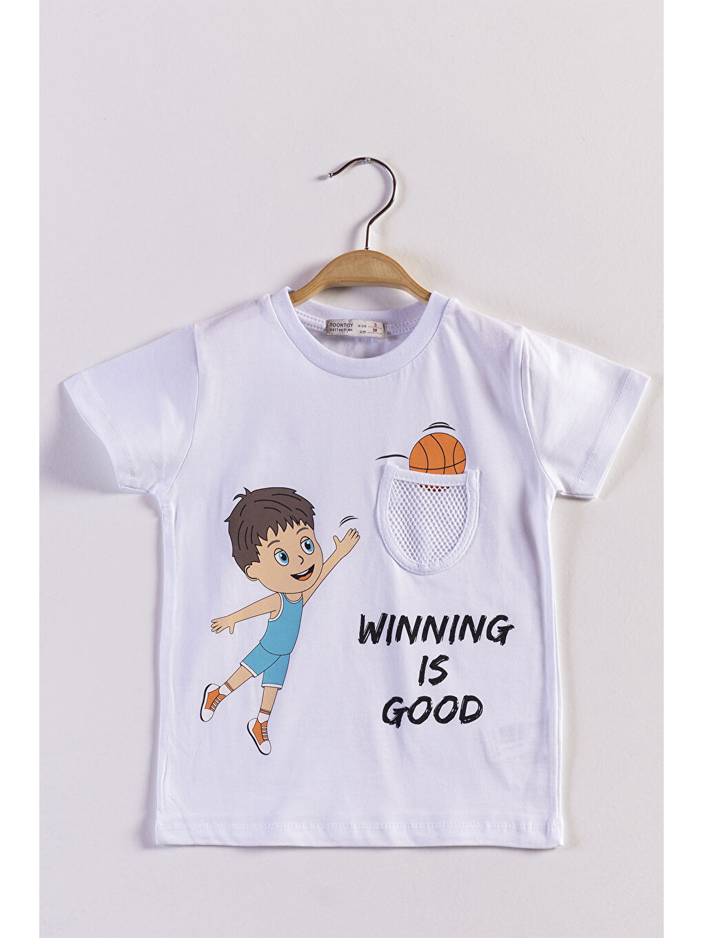 Beyaz Erkek Çocuk Cep Detaylı Baskılı Tişört