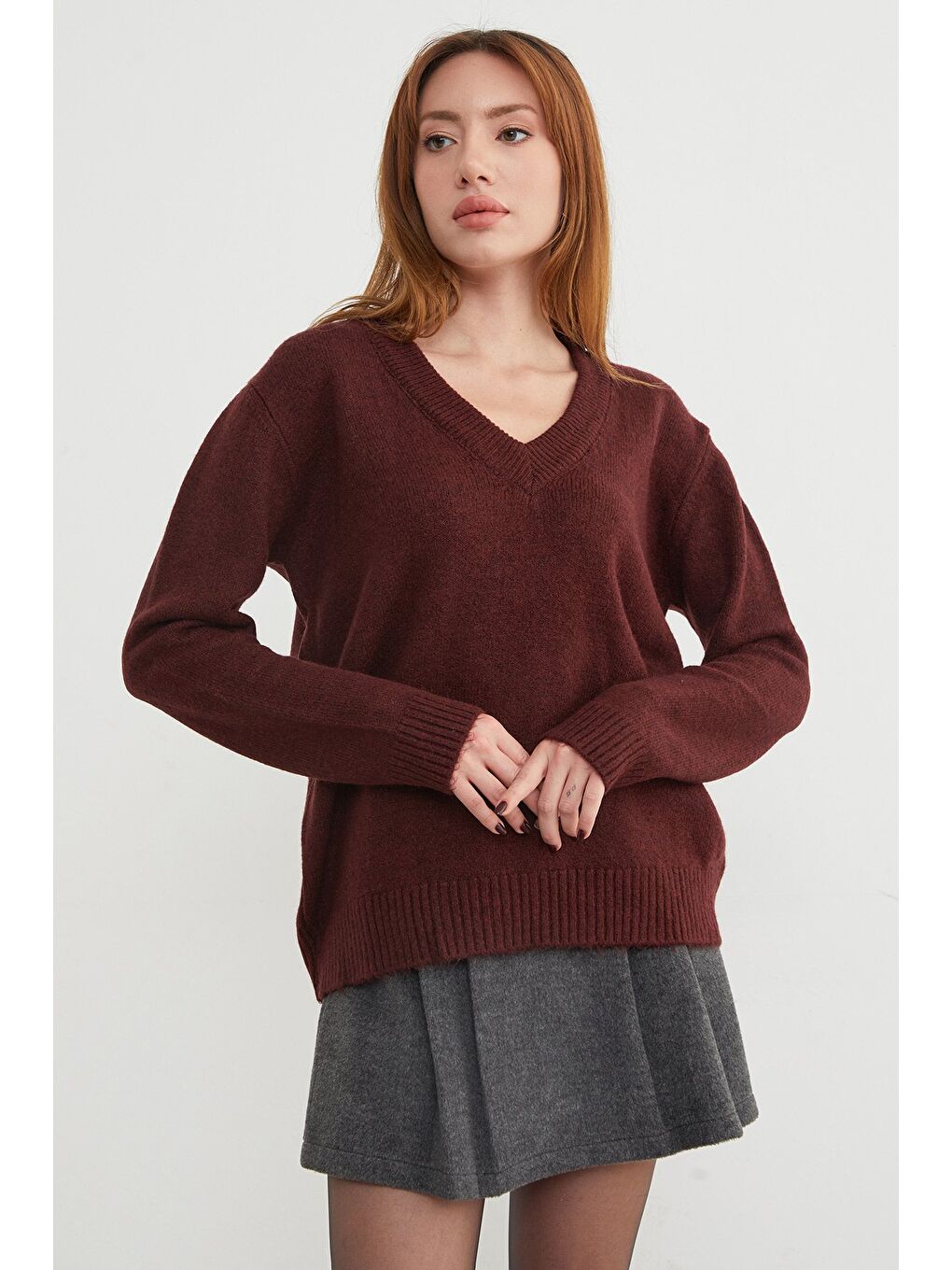 Bordo Basic V Yaka Salaş Kazak