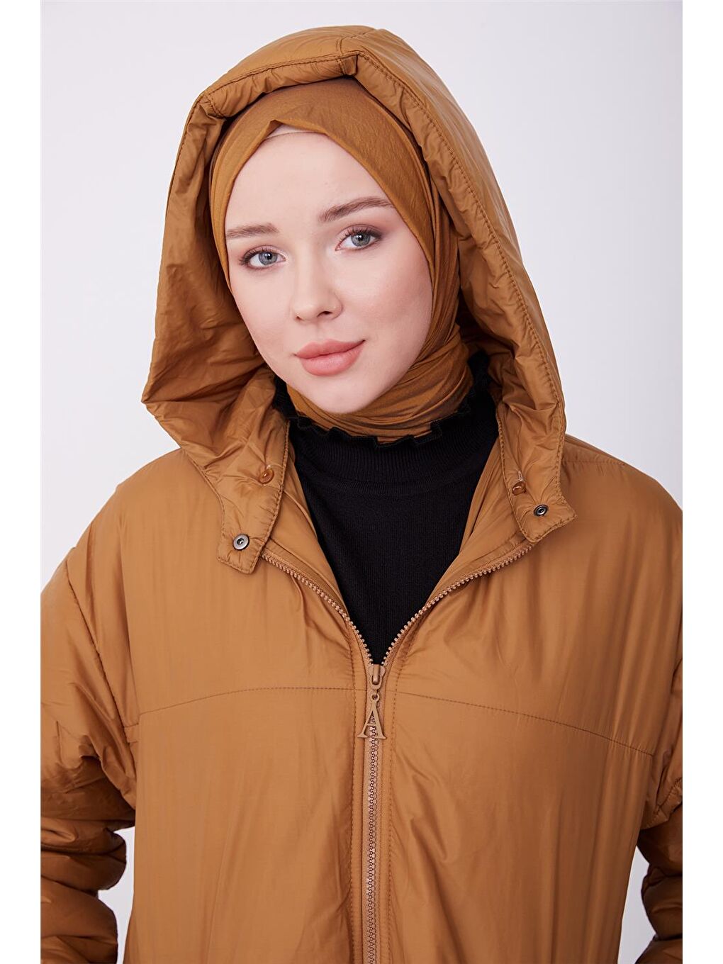 Kahverengi Seyyar Kapüşonlu Oversize Kaban 23K7210 Camel-3