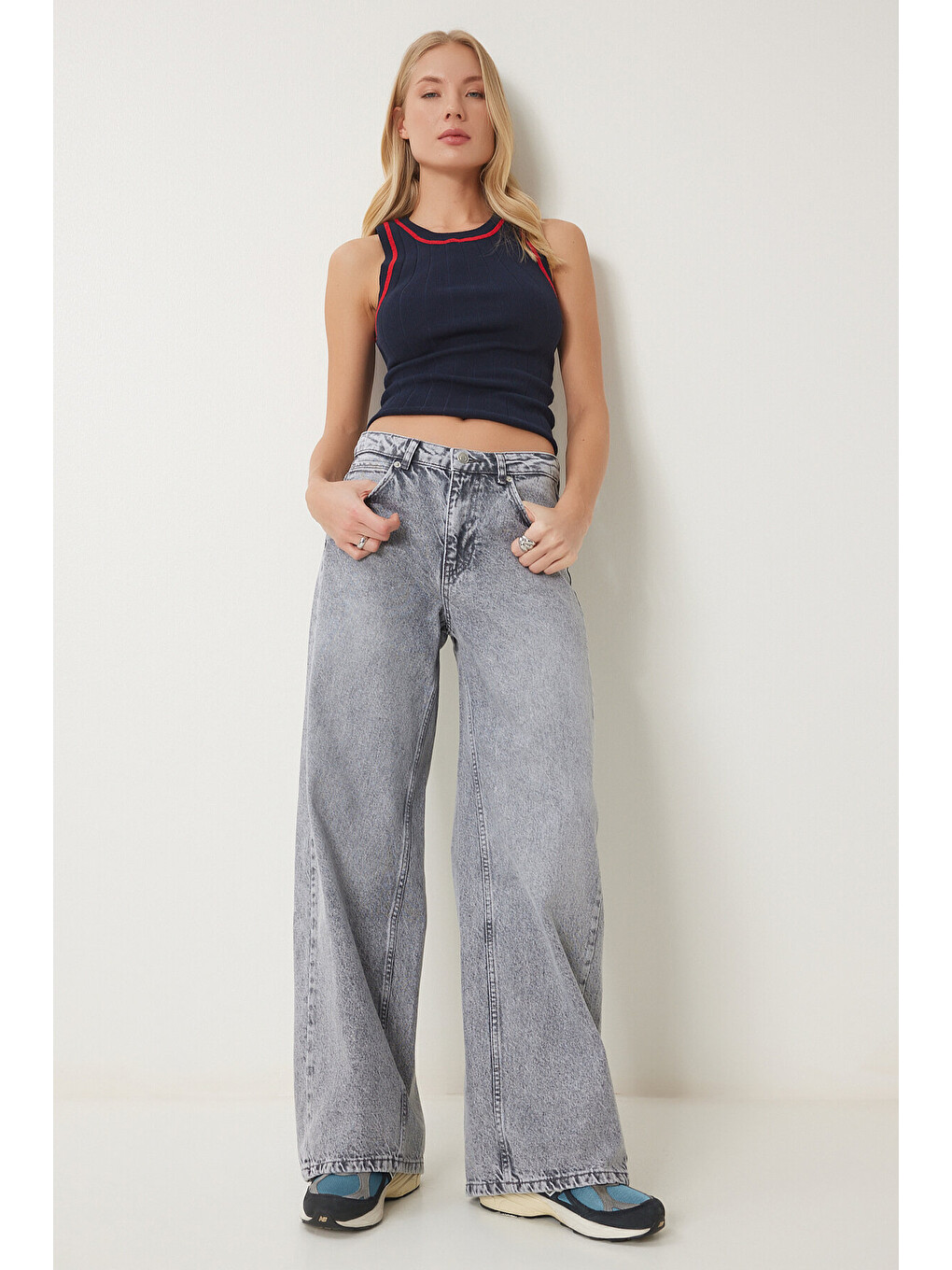Gri Yıkamalı Geniş Paça Jean GRİ LUS0098-1