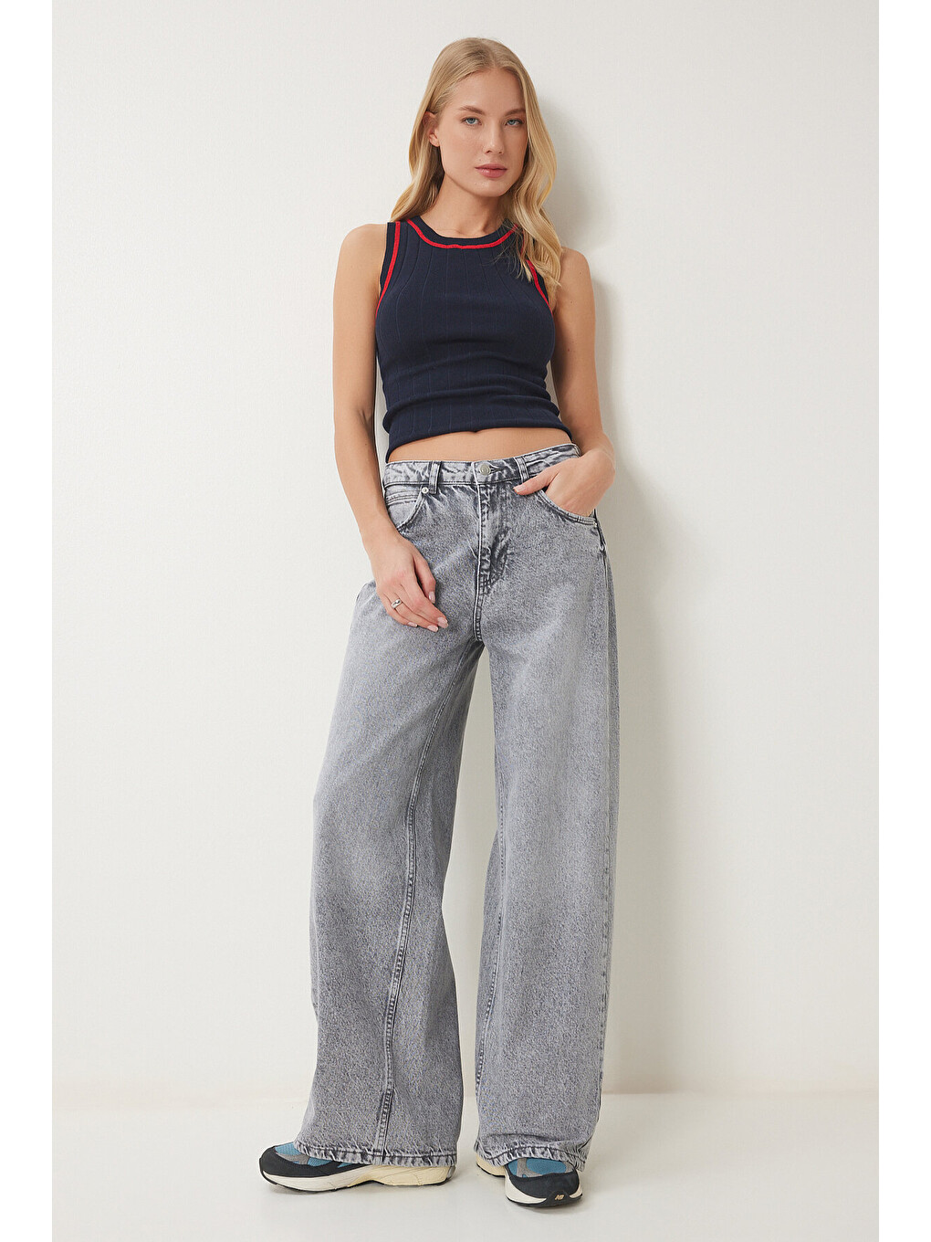 Gri Yıkamalı Geniş Paça Jean GRİ LUS0098-3