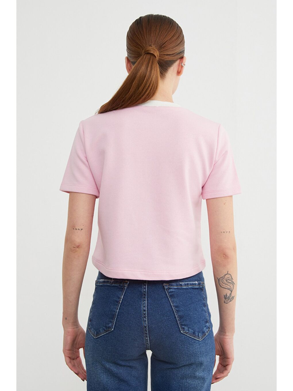 Pembe Basic Ribana Yaka Mevsimlik Crop Tişört-2