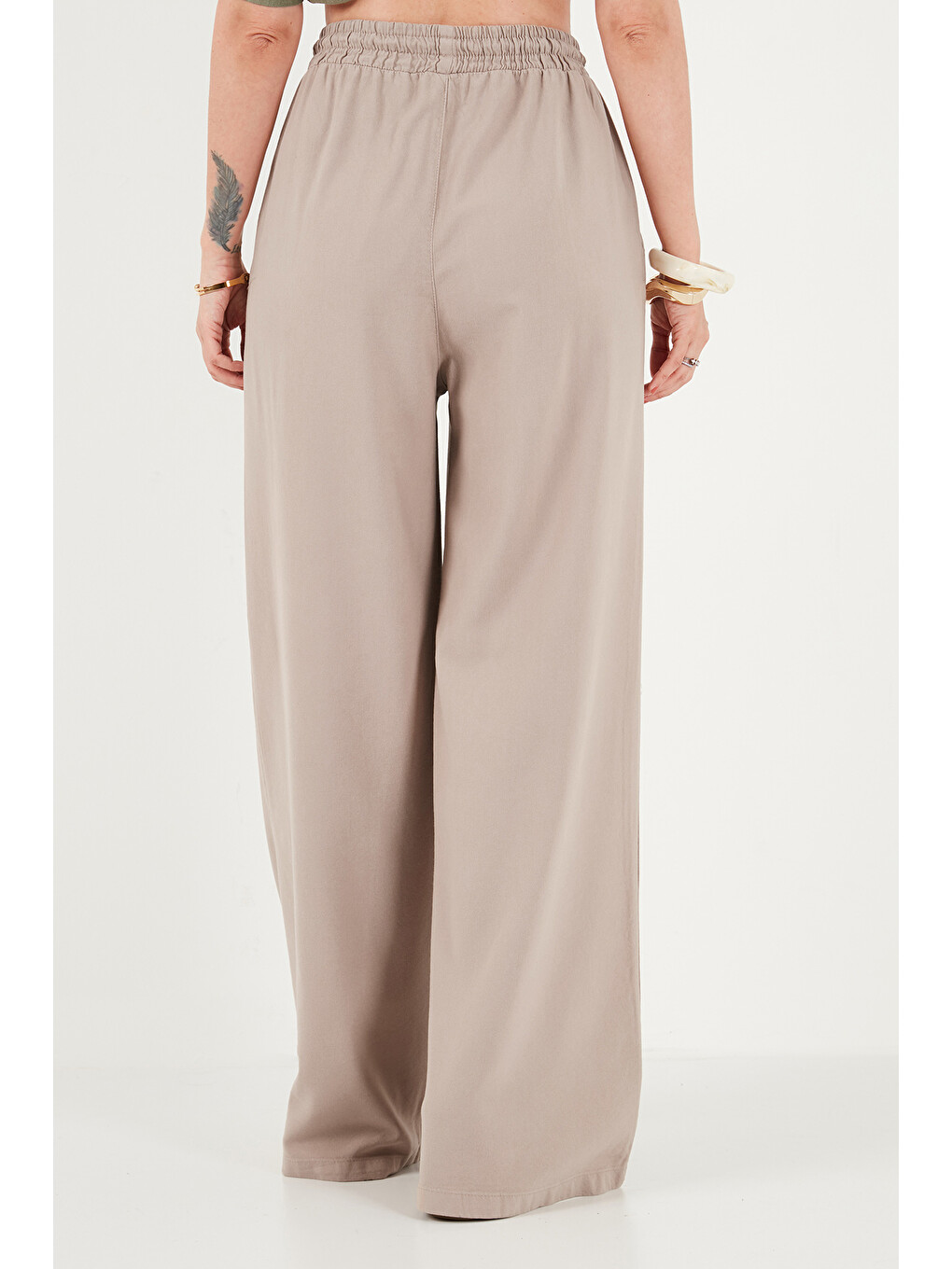Bej Pamuklu Relaxed Fit Yüksek Bel Geniş Paça Pantolon 668yp5559-5