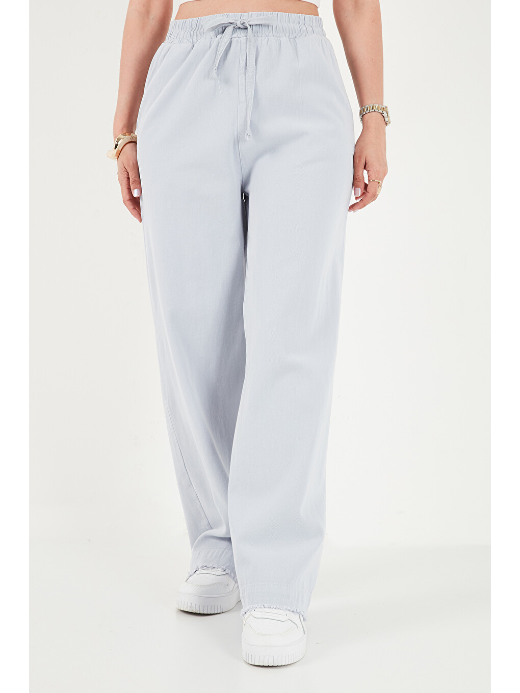 Mavi Pamuklu Belden Bağlamalı Yüksek Bel Geniş Paça Cepli Regular Fit Kadın Pantolon 668yp4760-1