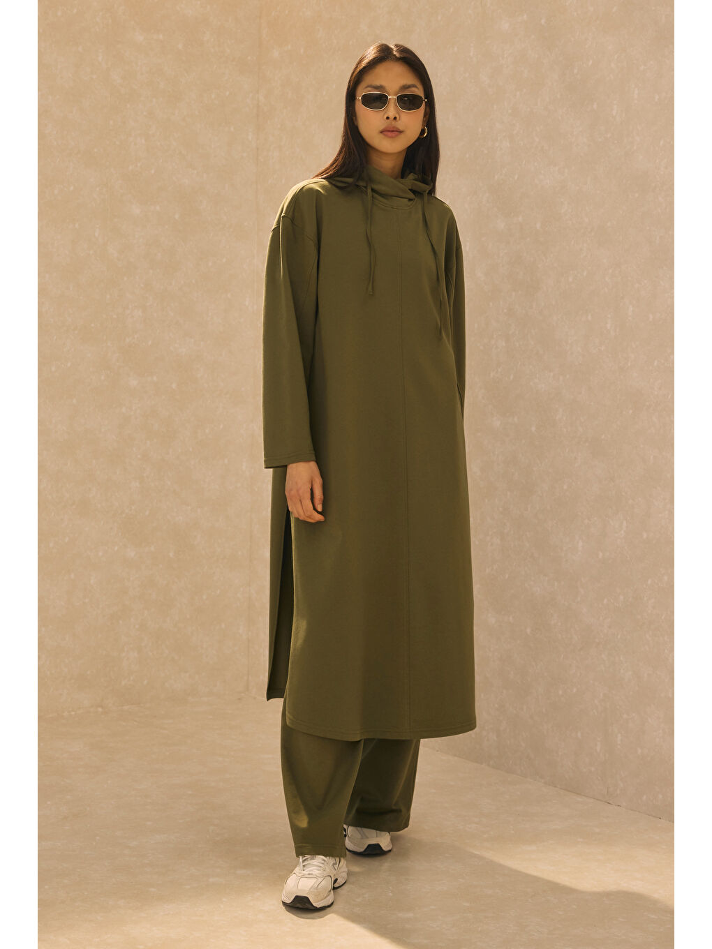 Kapüşonlu Uzun Sweat Haki