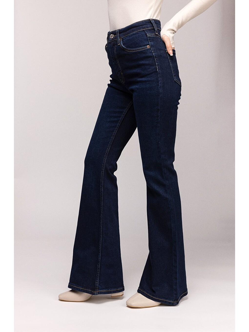 Lacivert Kadın Yüksek Bel İspanyol Paça Elastanlı Jean Pantolon - '70s Style' Flare Jean-2