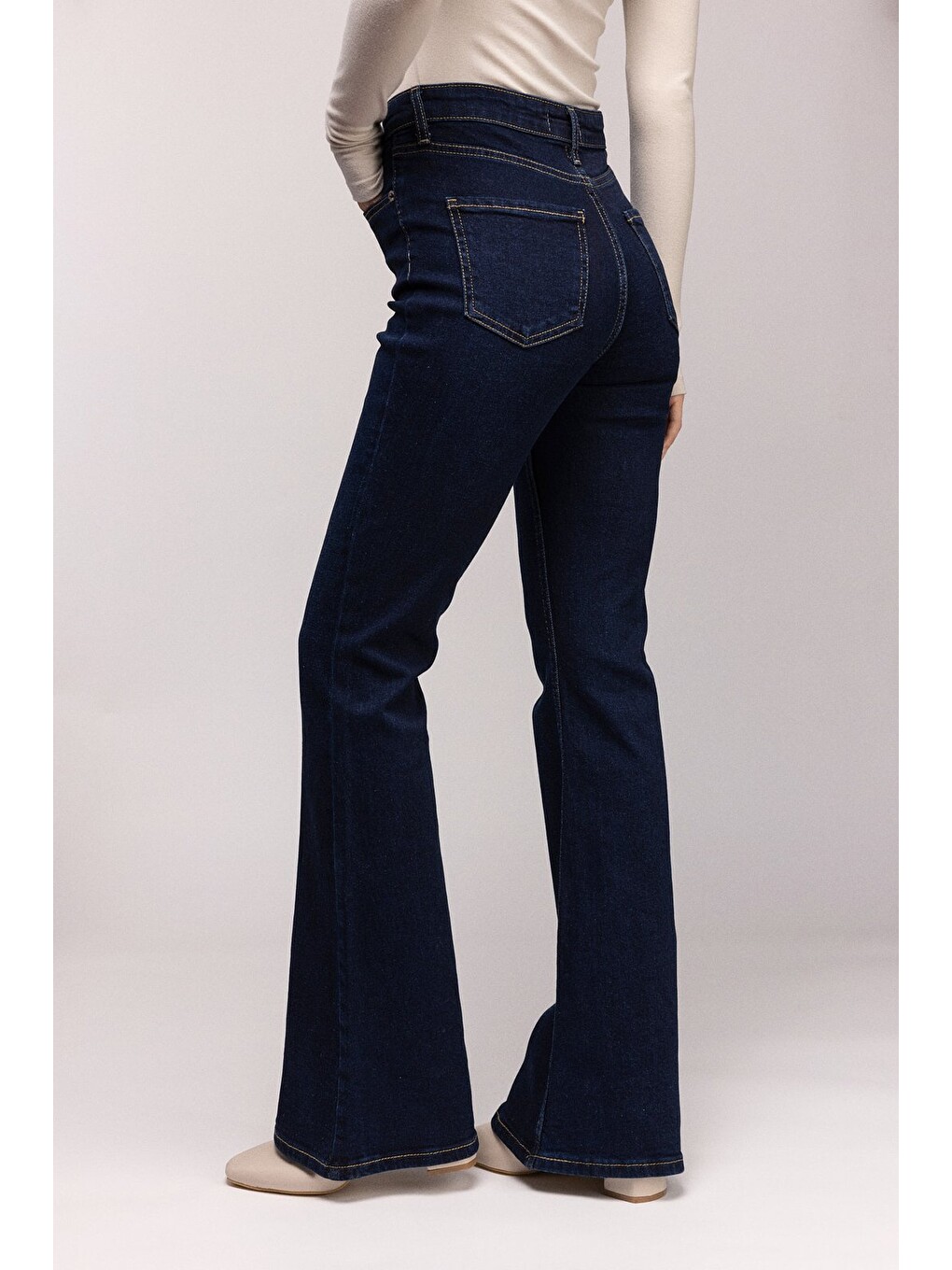 Lacivert Kadın Yüksek Bel İspanyol Paça Elastanlı Jean Pantolon - '70s Style' Flare Jean-3