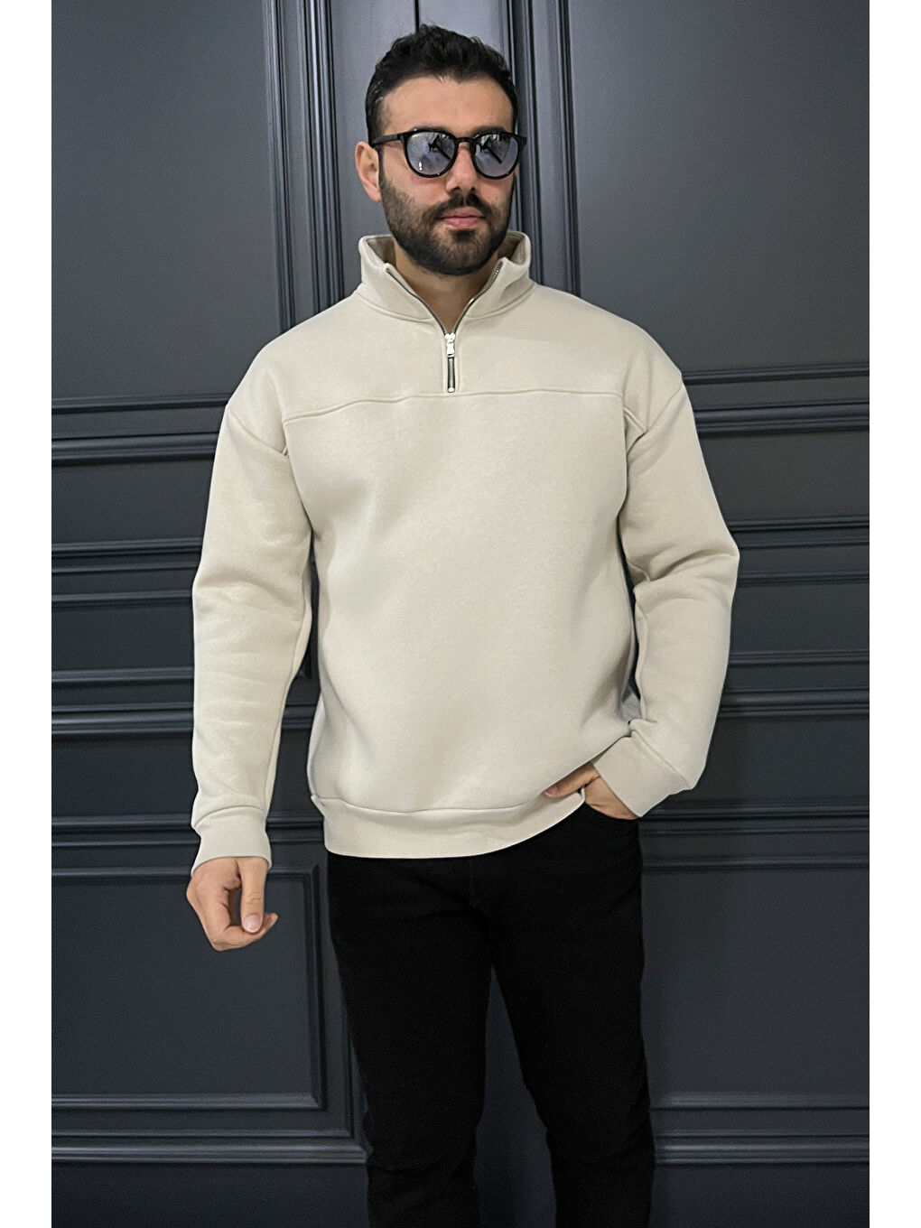 Bej Dik Yaka Yarım Fermuarlı Üç İplik Şardonlu Erkek Sweatshirt
