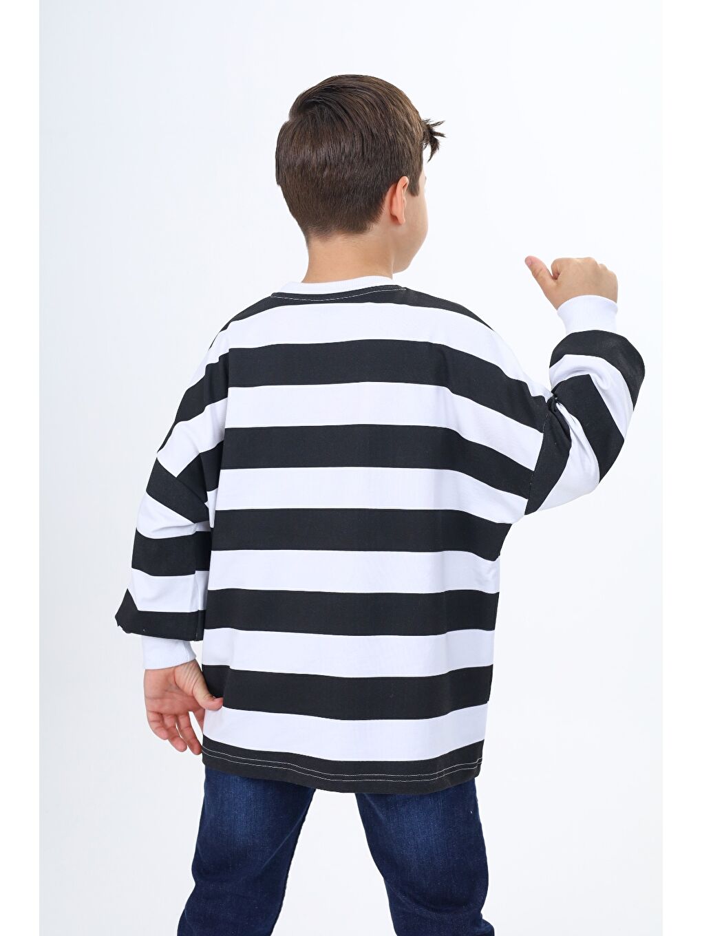 Beyaz Erkek Çocuk Çizgili Sweatshirt-1