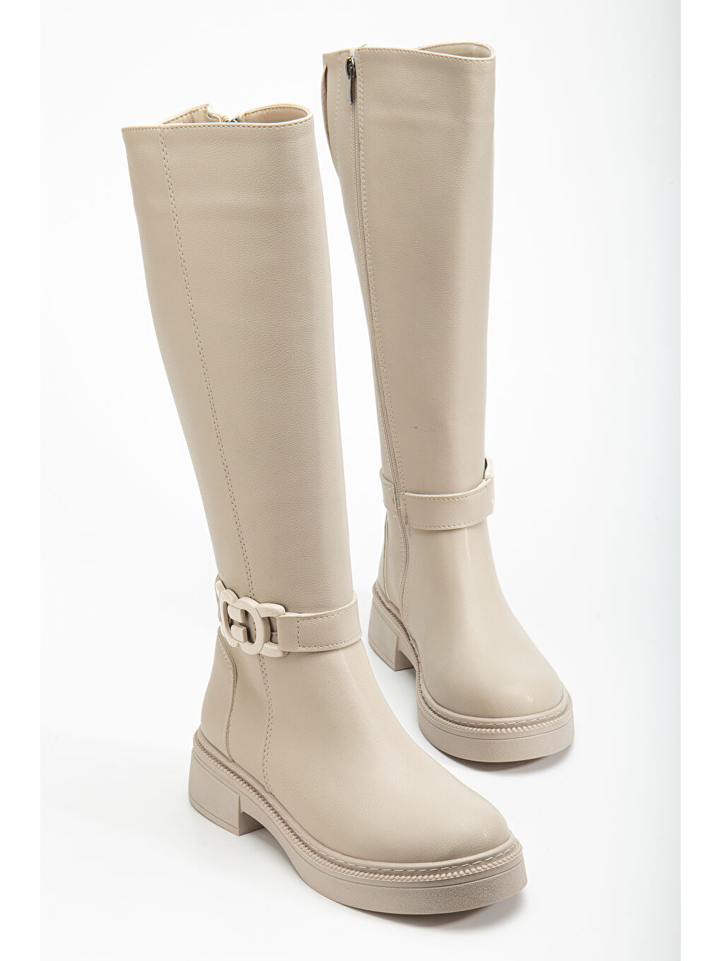Kadın Bej Cilt Kalın Termo Taban Tokalı Fermuarlı Çizme-1